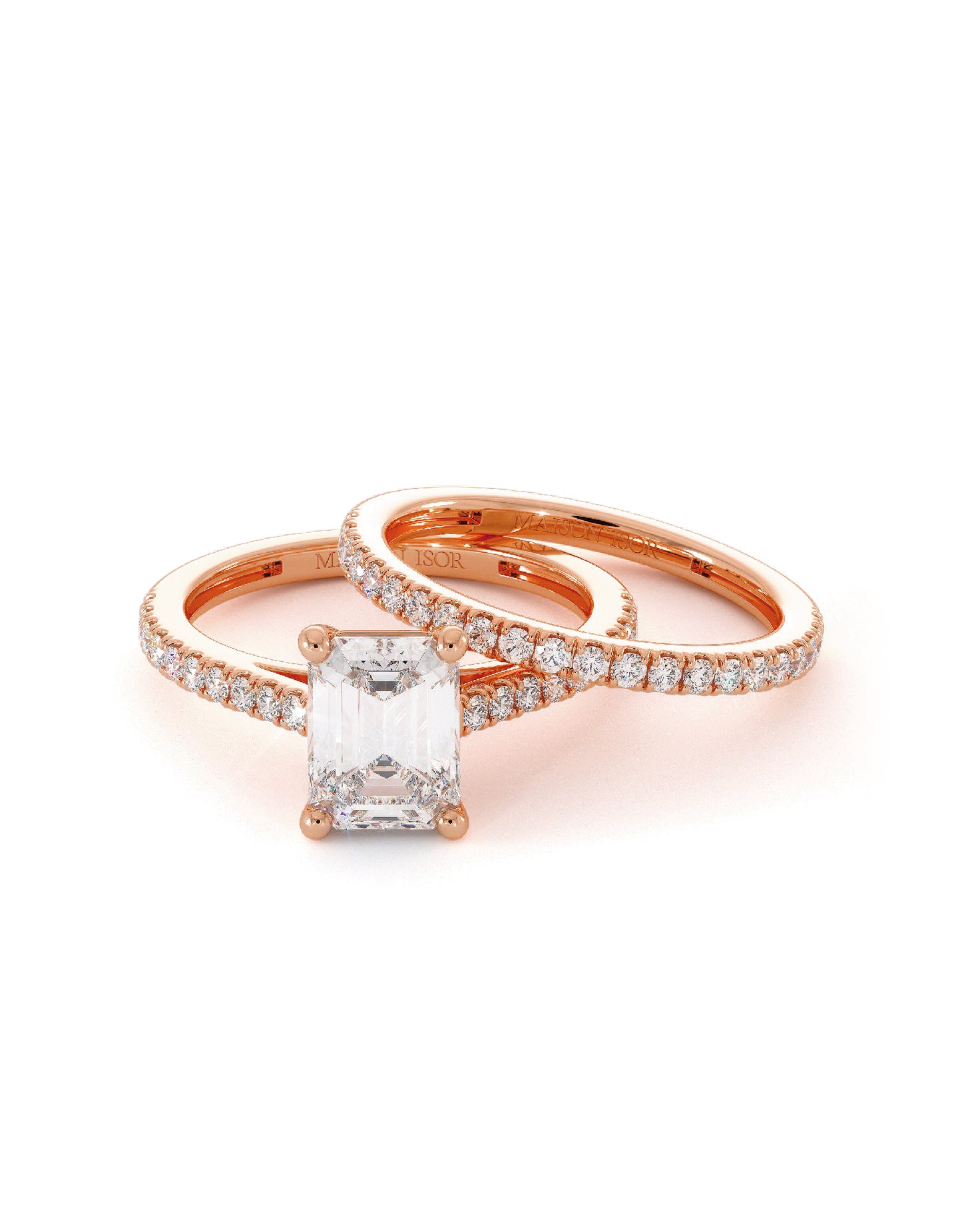Duo de bagues de fiançailles et alliance en or rose 18 carats, pierre centrale en taille émeraude