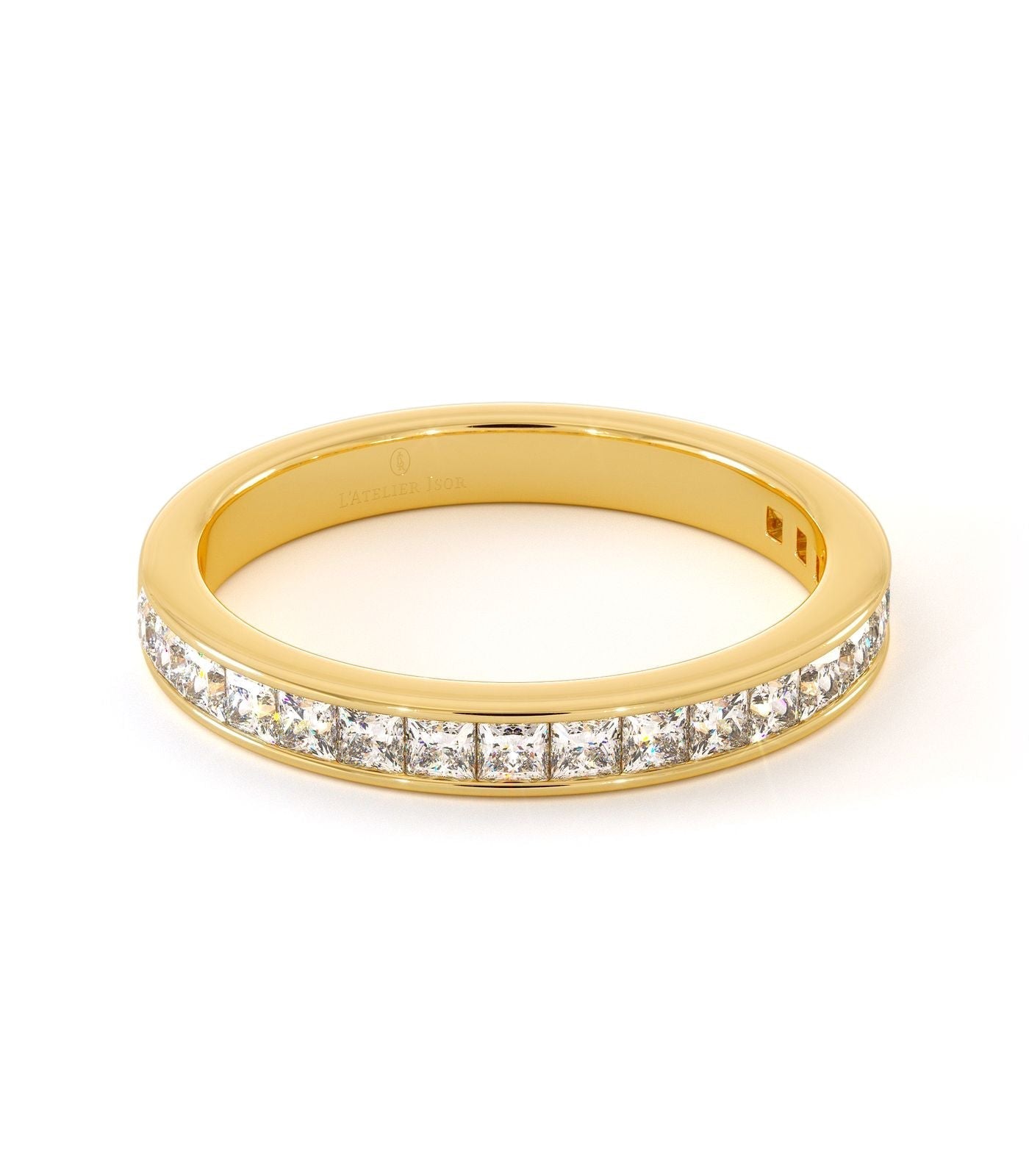 Packshot de l'alliance de mariage Daphné en or jaune