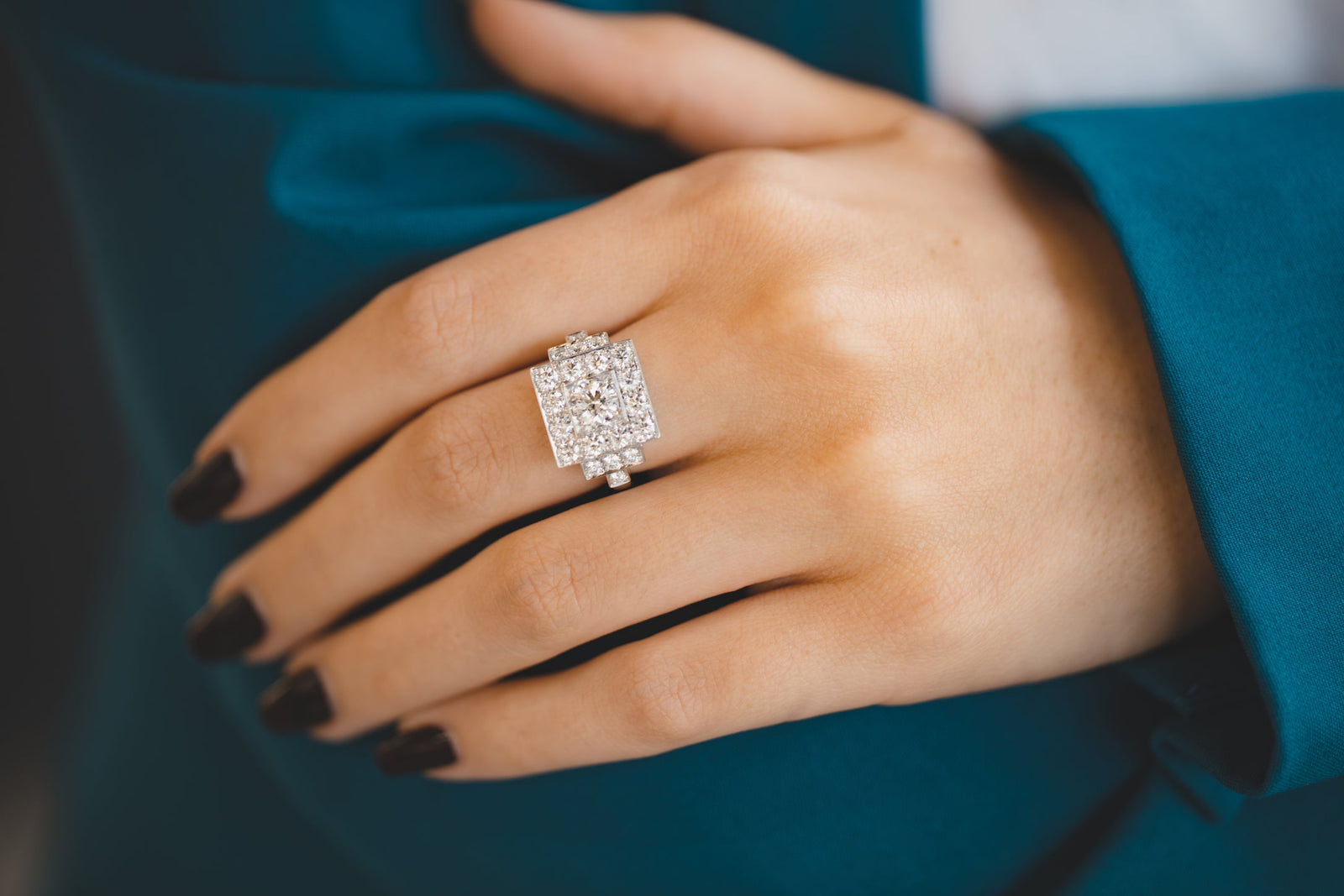 Bague carrée, multi-rangs pavés en or 18 carats - Maison Isor