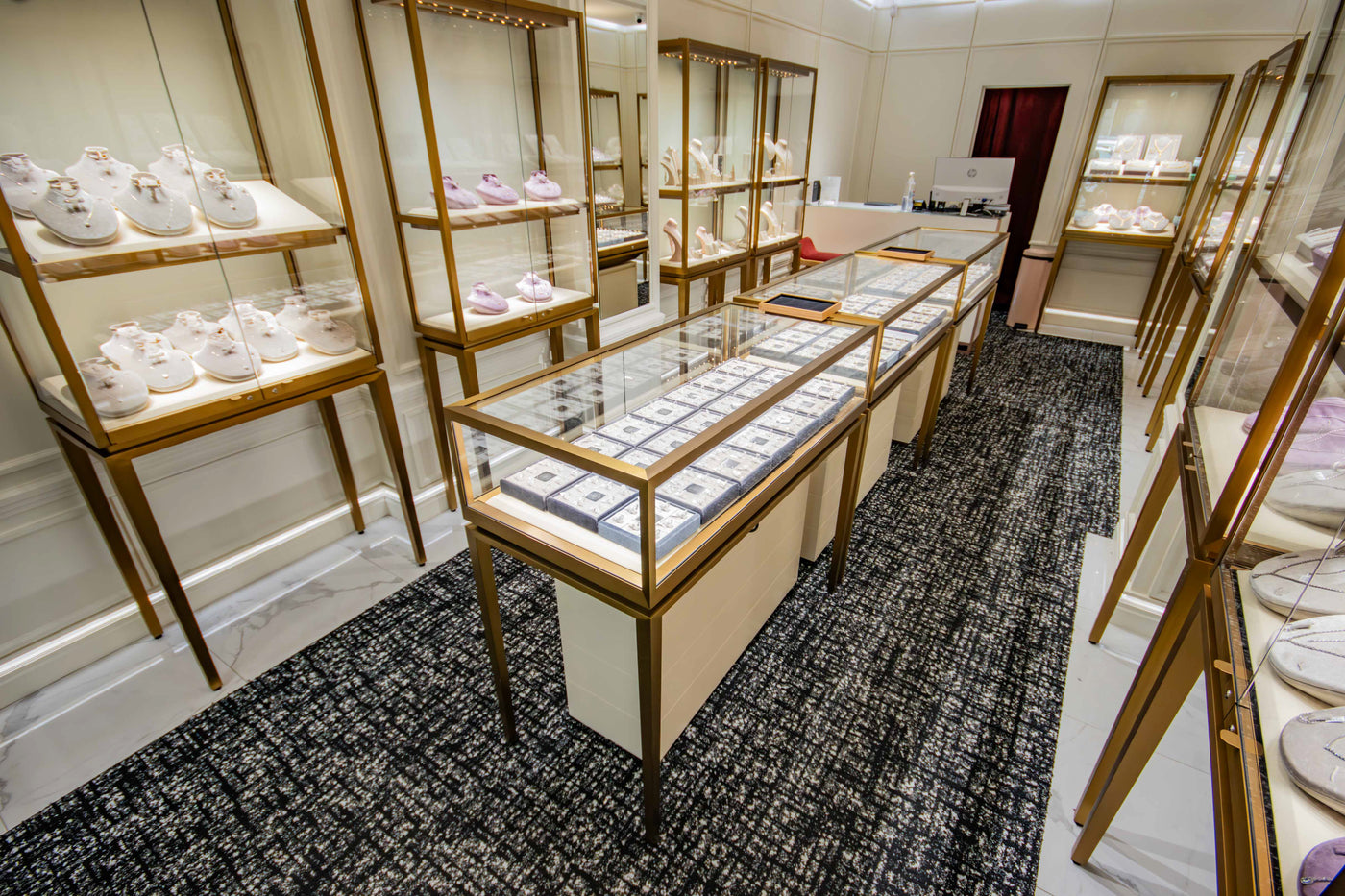 Boutique Tradition