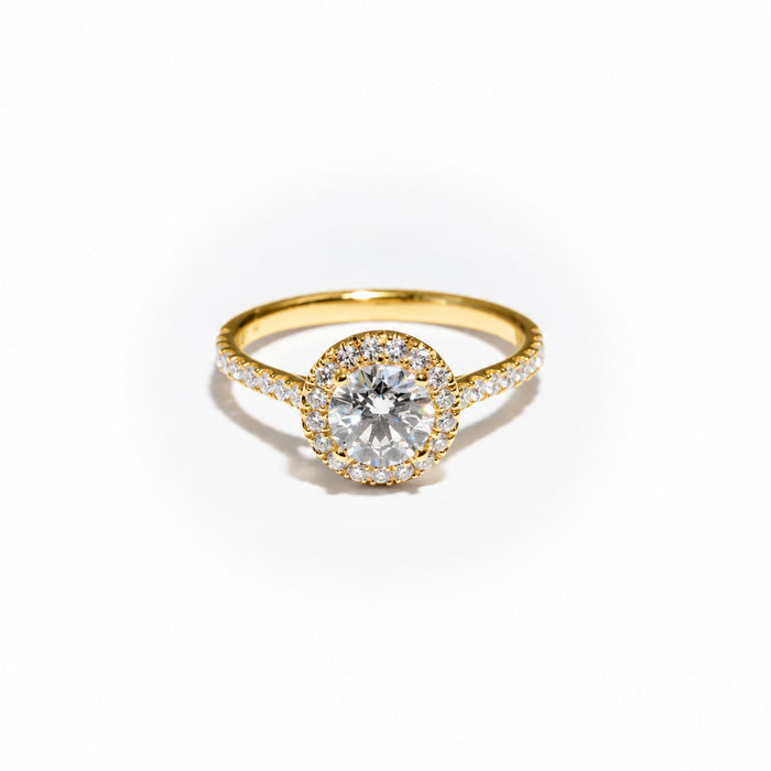 Bague halo en or jaune, diamant taille brillant rond de 0,90 carat