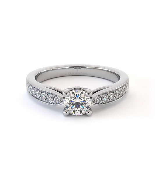 Solitaire Aulia