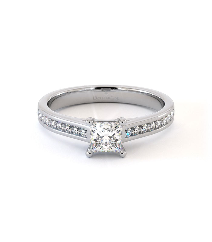 Bague de fiançailles Marjolaine, solitaire diamant en or 18 carats - Maison Isor